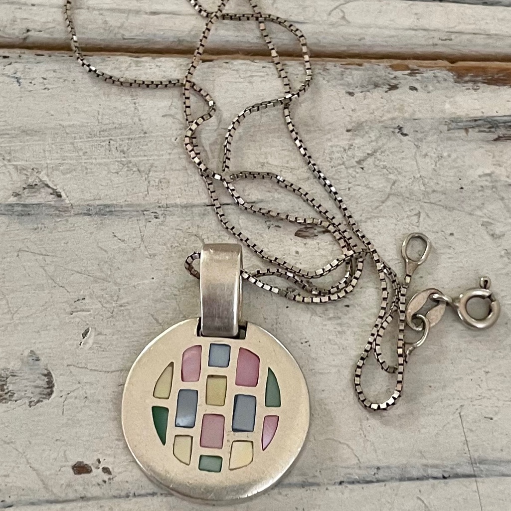Rare Stamped 925 Mop Inlaid Medallion Necklace